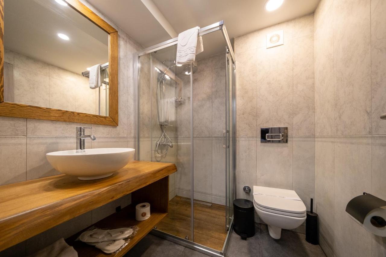 Assos Troy Port Hotel ภายนอก รูปภาพ
