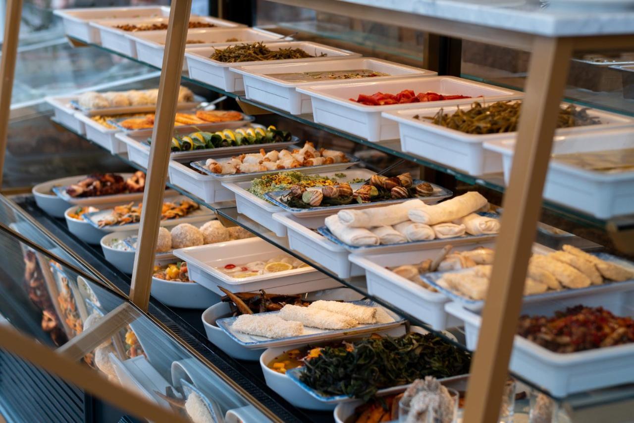 Assos Troy Port Hotel ภายนอก รูปภาพ