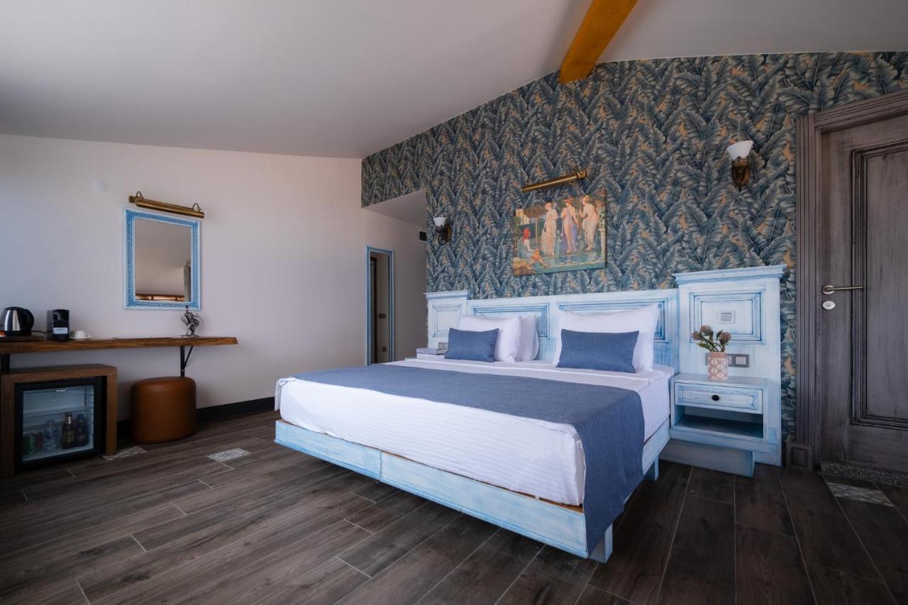 Assos Troy Port Hotel ภายนอก รูปภาพ